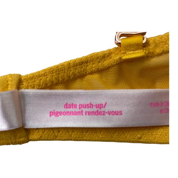 PINK Victoria's Secret Date Push Up Bra Women 32D Adds one cup size - Picture 9 of 9